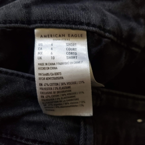 American Eagle Hi-Rise Jegging Next Level Stretch 6 Short Black Jeans Denim - Picture 2 of 7